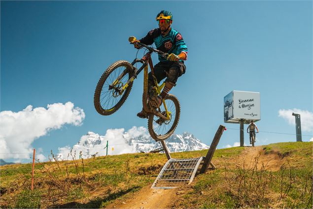 Piste DH n°8 - verte/bleue - La Quatreans - Morgan Bodet