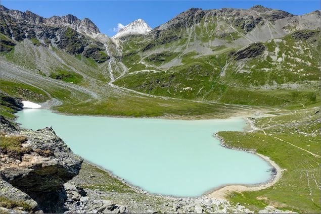 Les eaux turquoises du lac Blanc - Bernard Vion