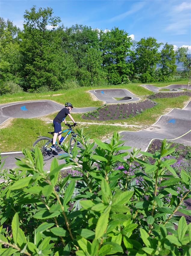 Pumptrack au parc des hérissons - S. Thomas/Office de Tourisme du Pays de Gex