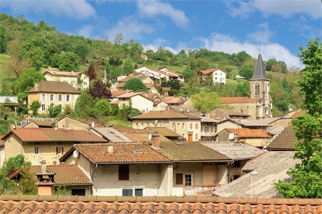 Village départ - Marilou Perino / Pérouges Bugey Tourisme