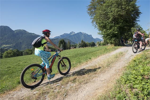 Vtt famille - Yvan Tisseyre