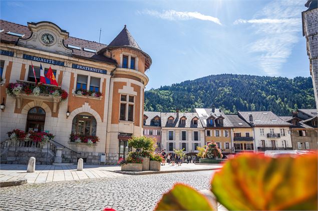 Centre ville de Thônes, point de départ de l'itinéraire cyclo - OT ThônesCoeur des Vallées