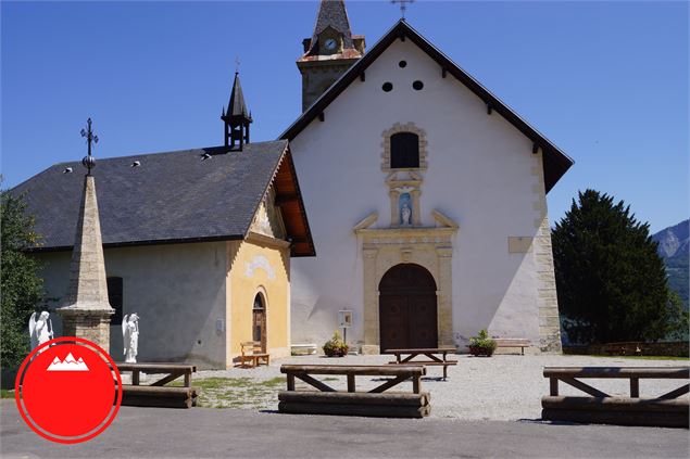 Départ de la randonnée La Forestière à la mairie de Fontcouverte - Christophe Pallot @Agence Zoom