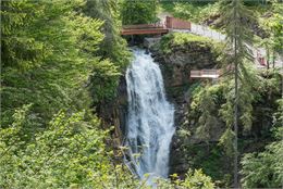 Cascade d'Ardent - Yvan Tisseyre / OT Vallée d'Aulps