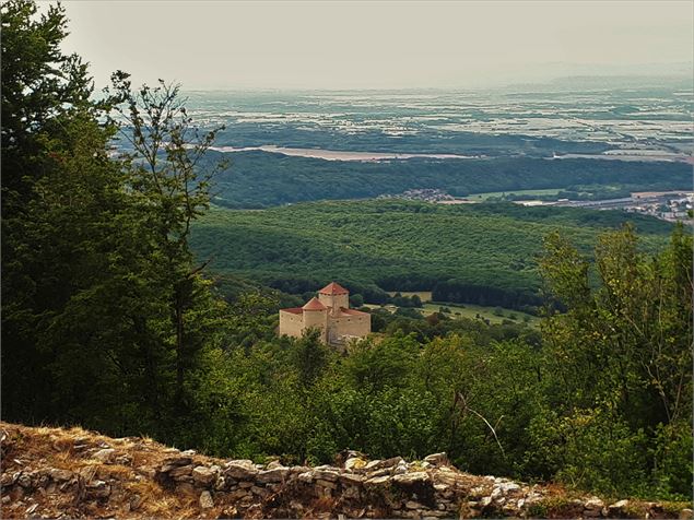 vue sur les Allymes depuis Luisandre