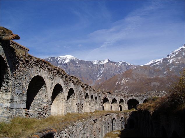 Le Fort de Variselle, au-dessus du lac du Mont Cenis, à Val Cenis-Lanslebourg - jjroch