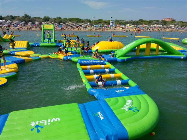 Jeux aquatiques gonflables - TNA Cable Park