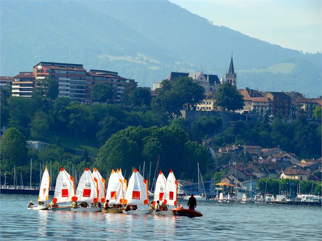 Voile à Thonon-les-Bains - © Savoie Mont Blanc - Lansard