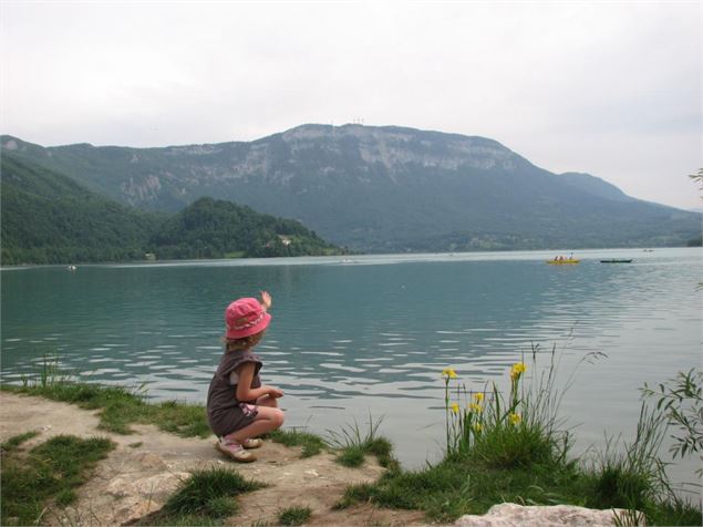 jeux d'enfants port de Nances - OT Lac d'Aiguebelette