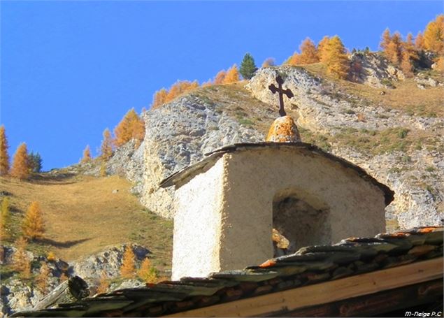 Chapelle de Beaupraz en automne - M.Suret OT Peisey-Vallandry