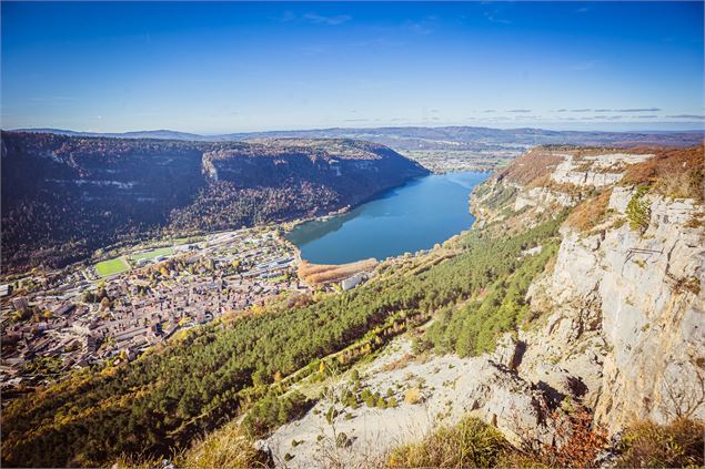 Lac de Nantua Belvédère - Jérôme Pruniaux - Agence ARGO - HautBugeyTourisme