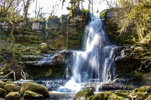 cascade de la Combe Dortan