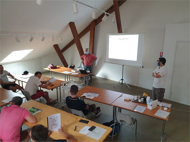 salle d'animation du Musée de la vigne et du vin de Savoie - Montmélian - Musée de la vigne et du vi