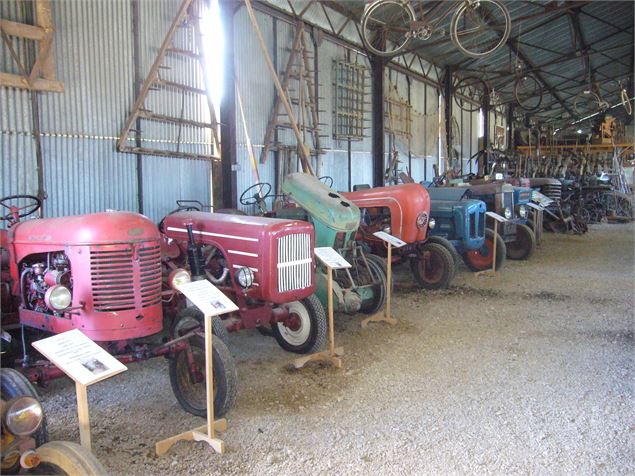 écomusée des vieux clous - tracteurs - Gérard Goulette