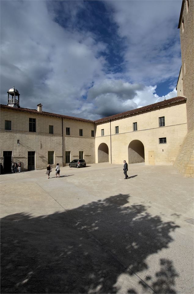 Place conventuelle - CCR Ambronay - Bertrand Pichène