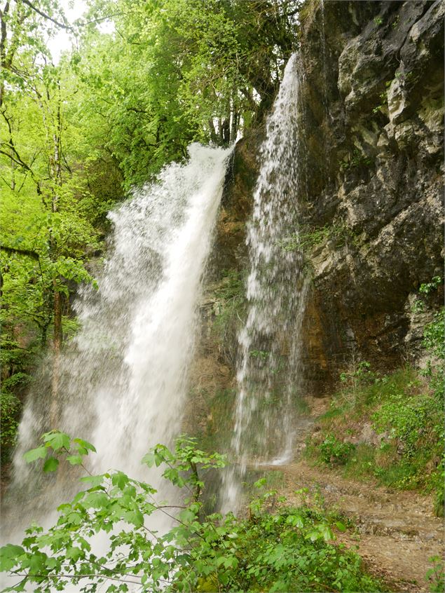 Cascade de Pisse Vache - Christophe Kaderabek - Haut Bugey Tourisme