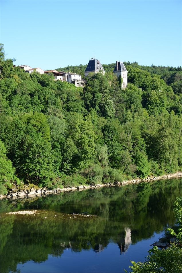 Hameau de la Cueille depuis Allement - JF Basset