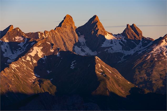 Vue sur Les Aiguilles d'Arves et l'aiguille de l'épaisseur depuis les Cerces - Jean-Luc Ottenio