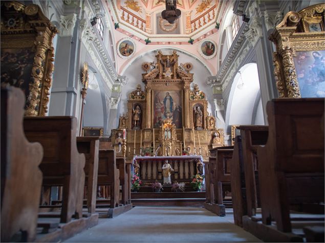 Intérieur de l'église - D.Cuvelier_OT HMV