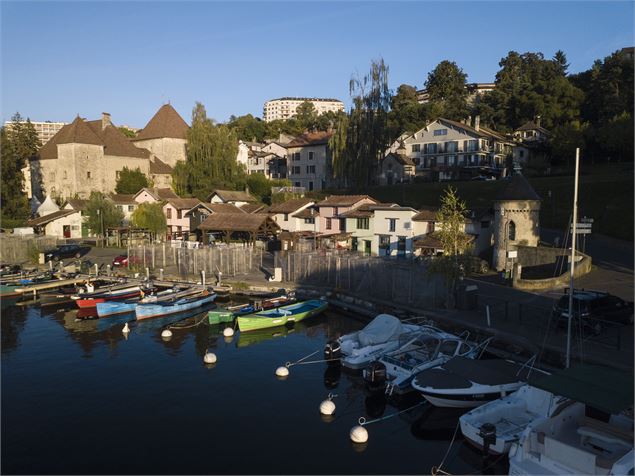 Village des pêcheurs - Pierre Thiriet