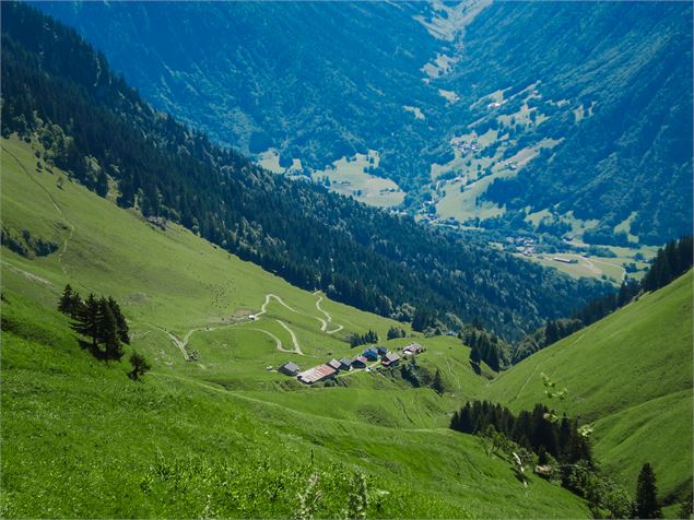 Vue chalets - Faucigny Glières Tourisme