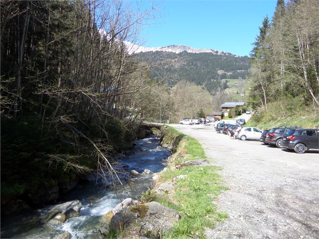 Parking de la Gruvaz - OT ST GERVAIS (C.E)