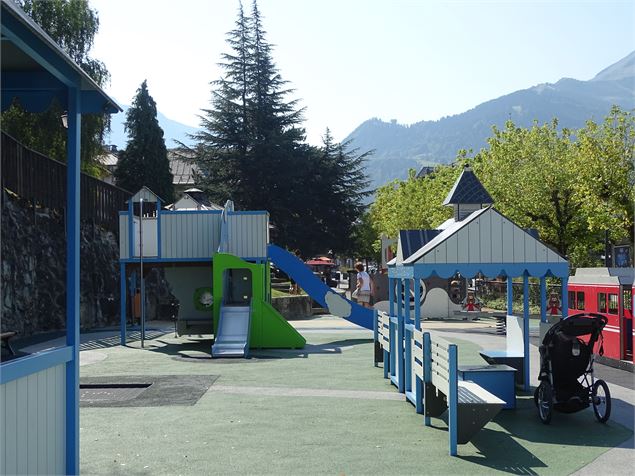 Parc de jeux - M. Mautué