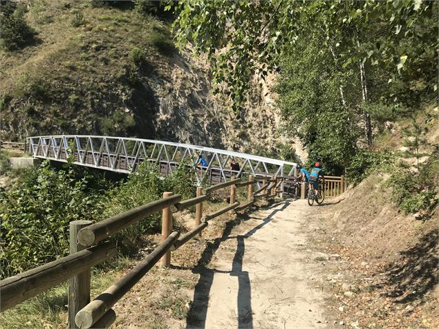 Sentier de La Gorge aux pigeons - Office de Tourisme de Brides-les-Bains