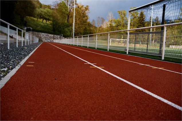 Piste d'athlétisme du stade de la maladière - JM Aime-la-Plagne