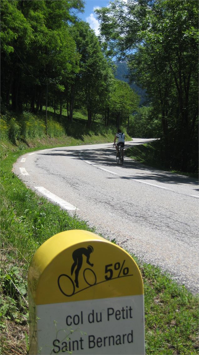 Borne cyclo - La Rosière San Bernardo