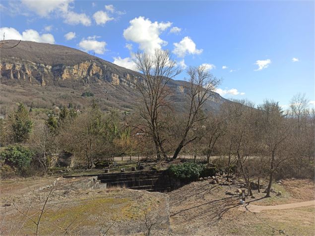 Vue sur la carrière et le Bugey - K.Tranchina