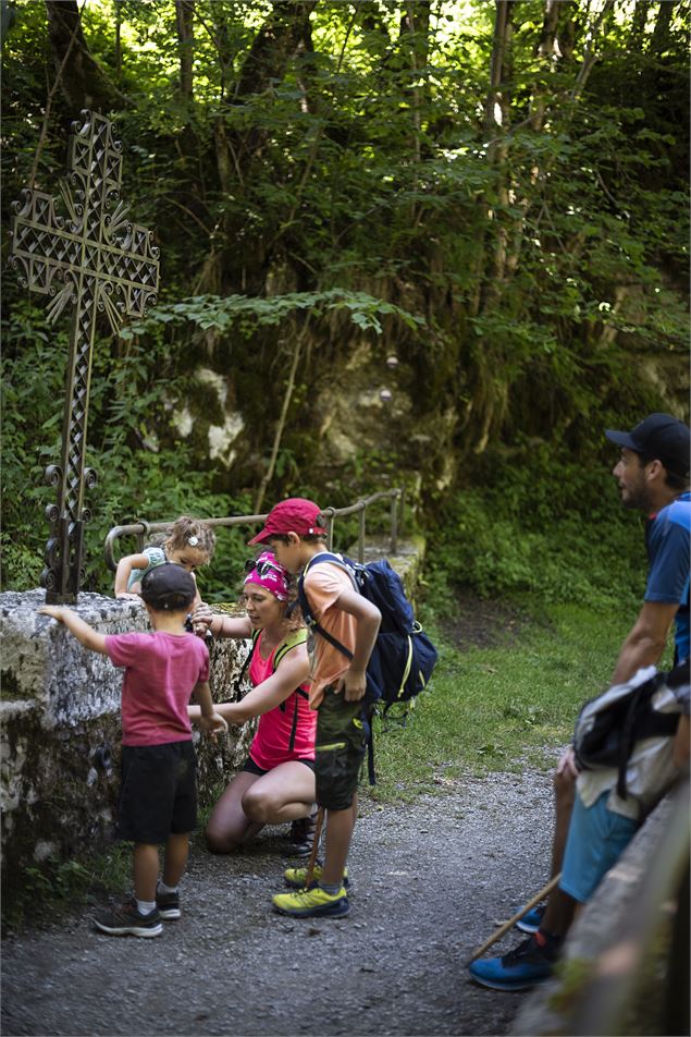 Le pont des Romains au Grand-Bornand - T.Vattard - Le Grand-Bornand tourisme