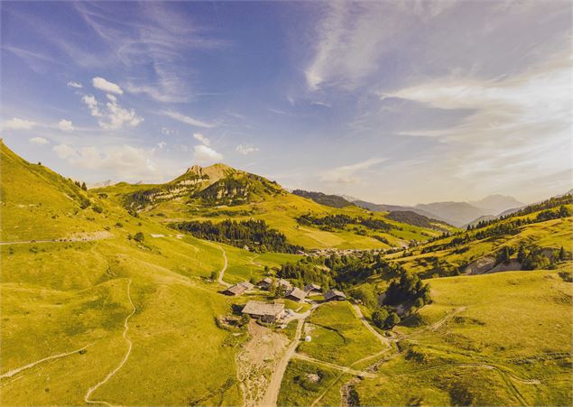 Chalets Cuillery au Grand-Bornand - Alpcat Médias - Le Grand-Bornand tourisme