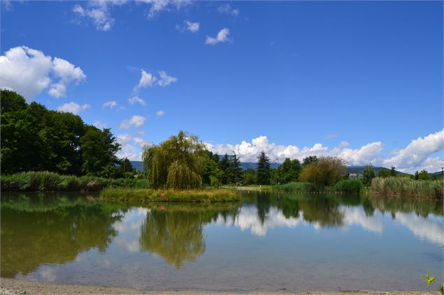 Plan d'eau de Challes-les-Eaux - Office de Tourisme Challes-les-Eaux - C.Rivolly