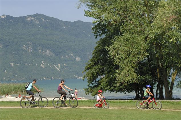 plagememardaixlesbainsvelo - OT Aix-les-Bains Gilles Lansard