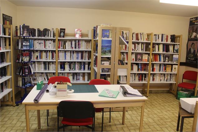 Espace créatif - bibliothèque de Champanges