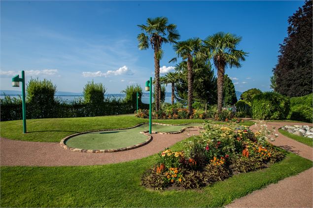 Minigolf Evian - Evian Tourisme_Sébastien Doutard