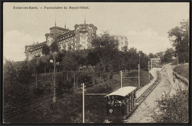 Hôtel Royal et funiculaire