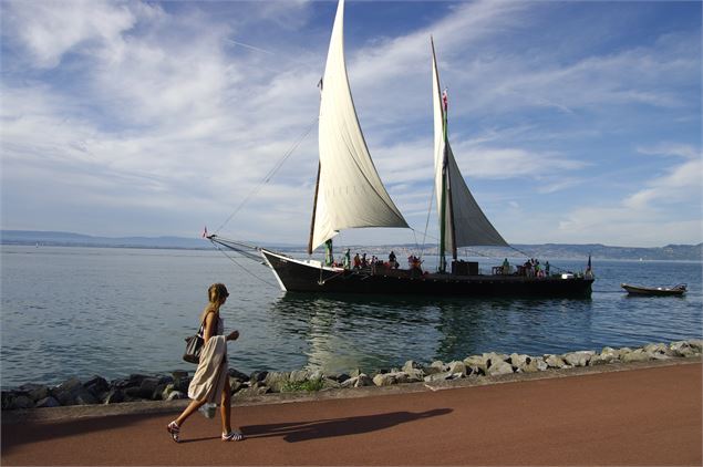 Barque La Savoie - Evian Tourisme-P.Leroy/Sémaphore