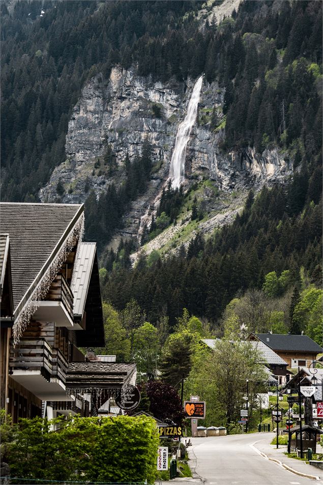 Cascade de l'Essert - L.Meyer - Châtel