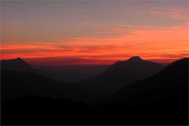 Coucher de soleil du refuge - Conseil départemental / MOGOMA