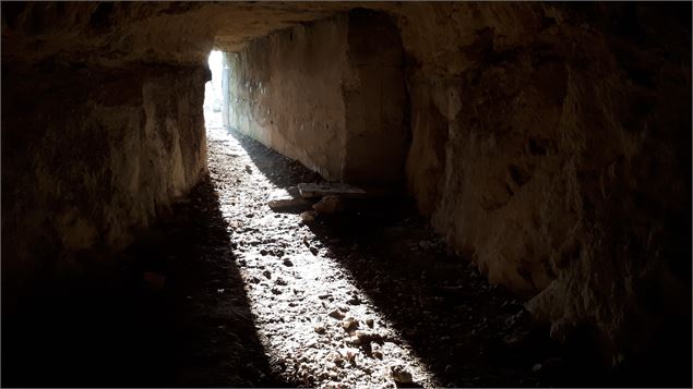 tunnel de l'aqueduc de Briord - Marilou Perino