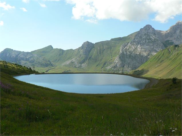 Tour du Mont Lachat - C.Cattin-AlpcatMedias-Le-Grand-Bornand.