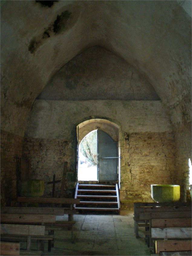 Eglise de St Maurice d'Echazeaux - Vue intérieure - Romain PIQUET