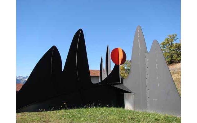 Sun and Mountains - A. Calder - OT Passy