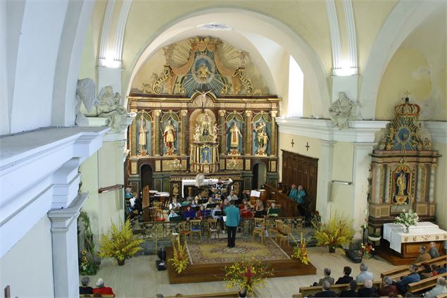 Choeur de l'église - CAMT