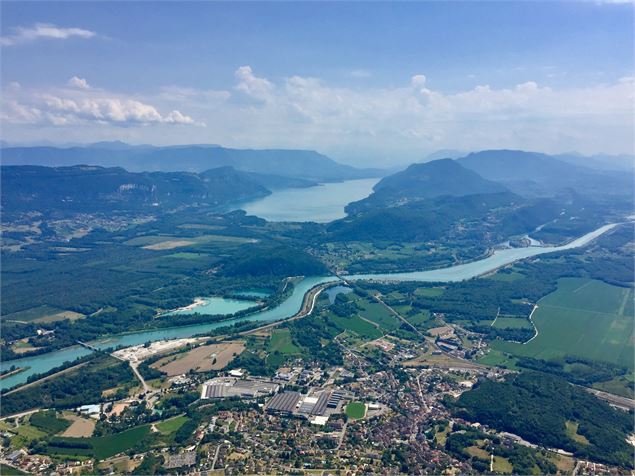 Vue sur le lac du Bourget, le Rhône et Culoz - M.Ballet