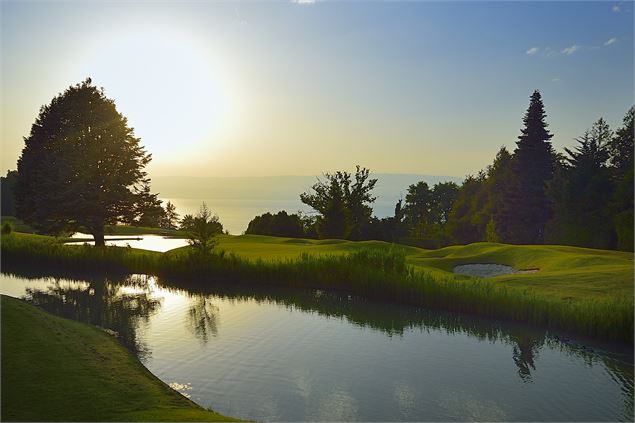 trou No 5 - Evian resort Golf Club