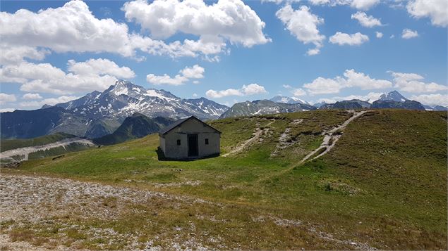 La Chapelle Saint Jacques à l'arrivée de la randonnée - Amandine Elie