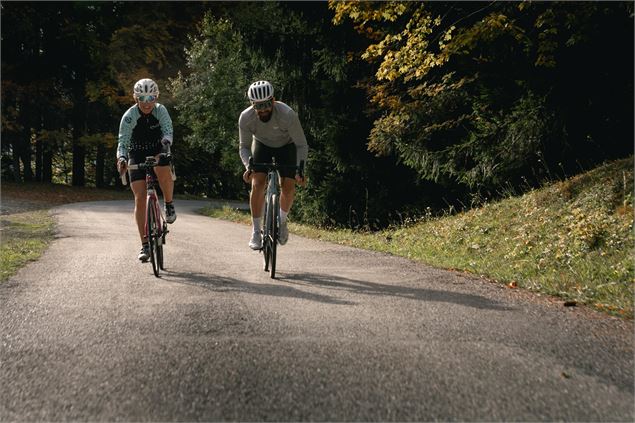 En descendant sur Héry - Vojo